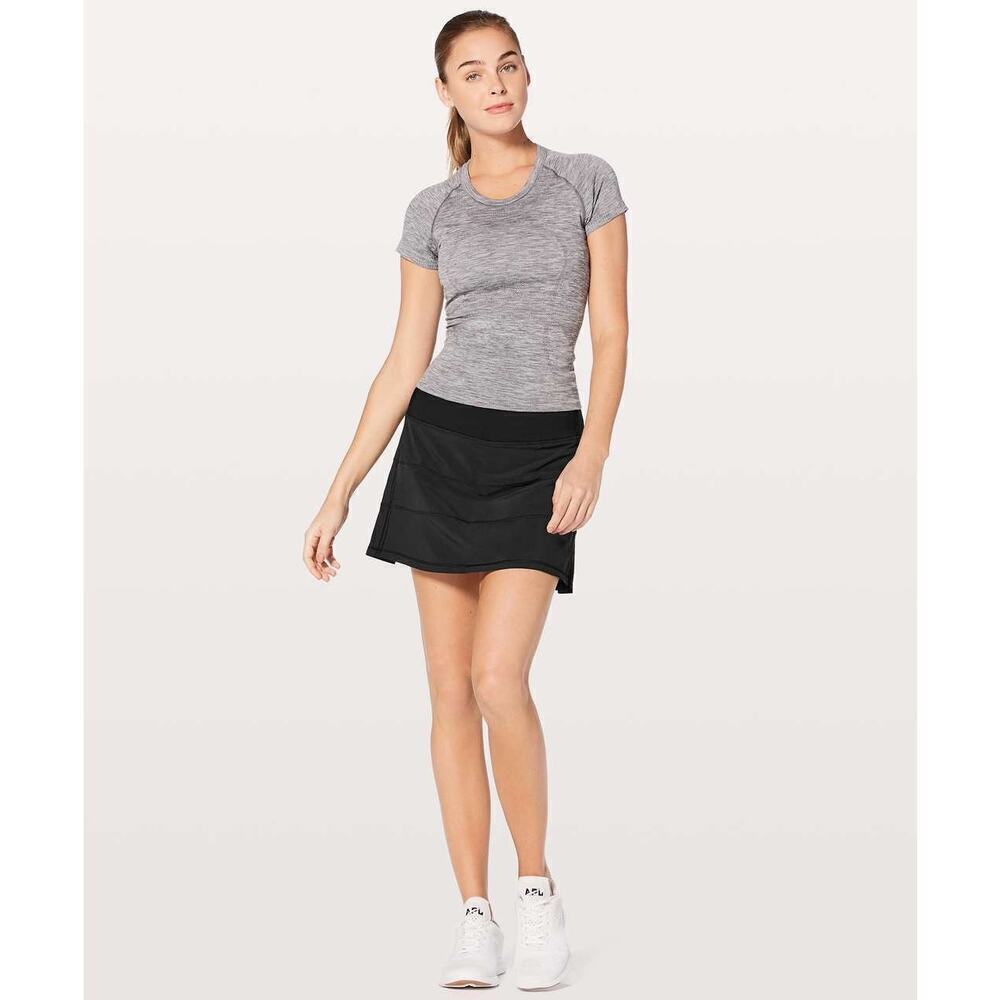 Lululemon Pace Rival Skirt (Tall) *4-way Stretch 15" Women’s Size 10 in Black